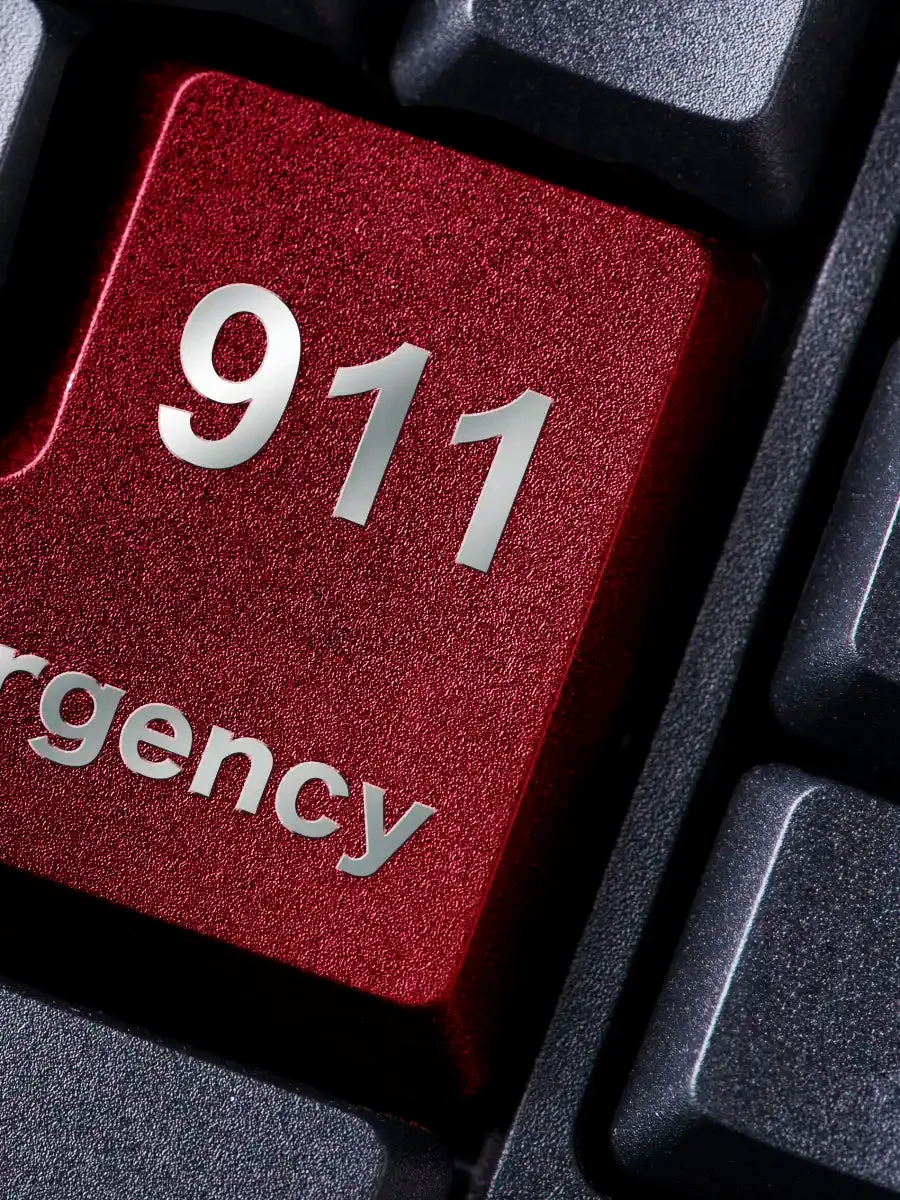 911 Emergency Wall Art