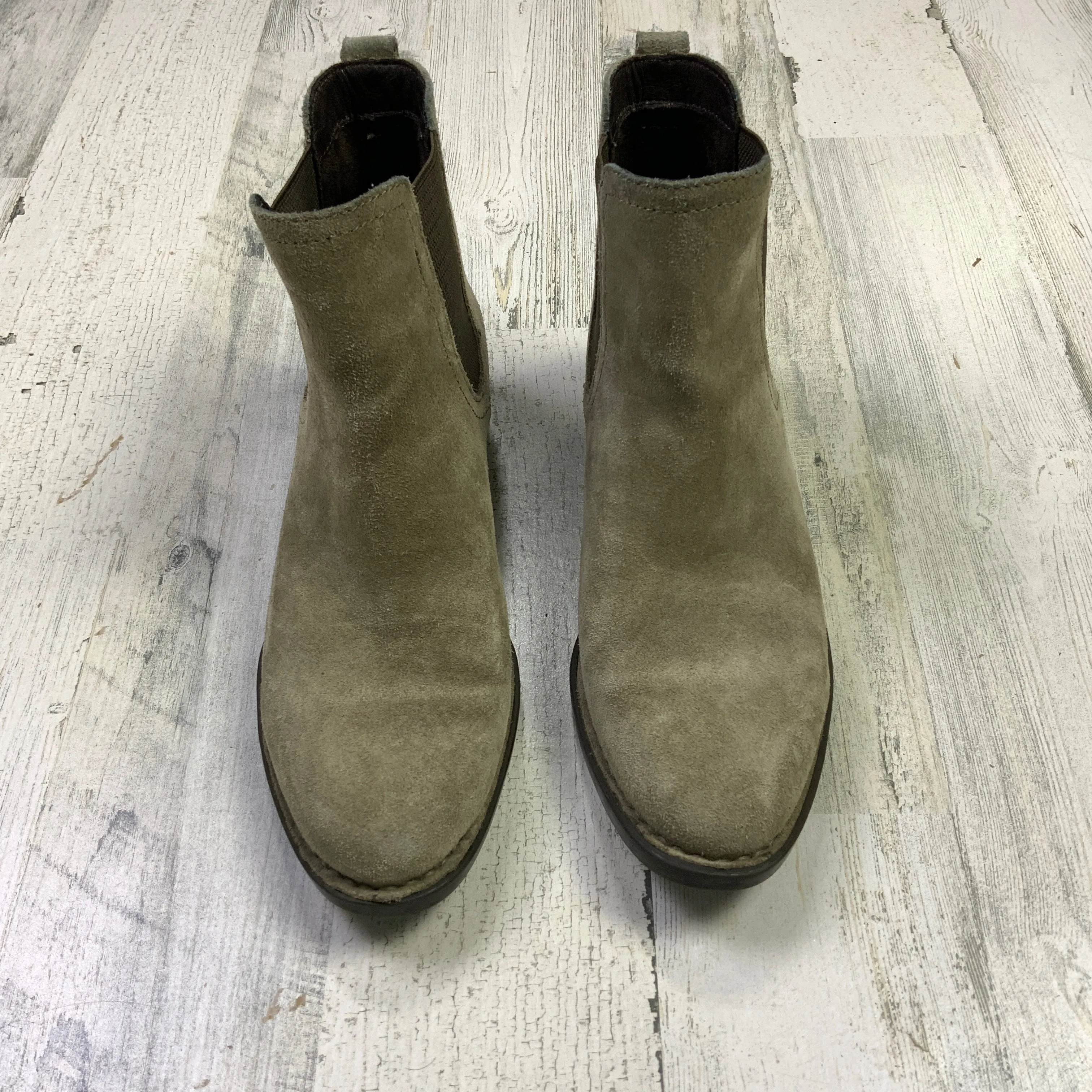 Boots Leather By Born In Taupe, Size: 7.5