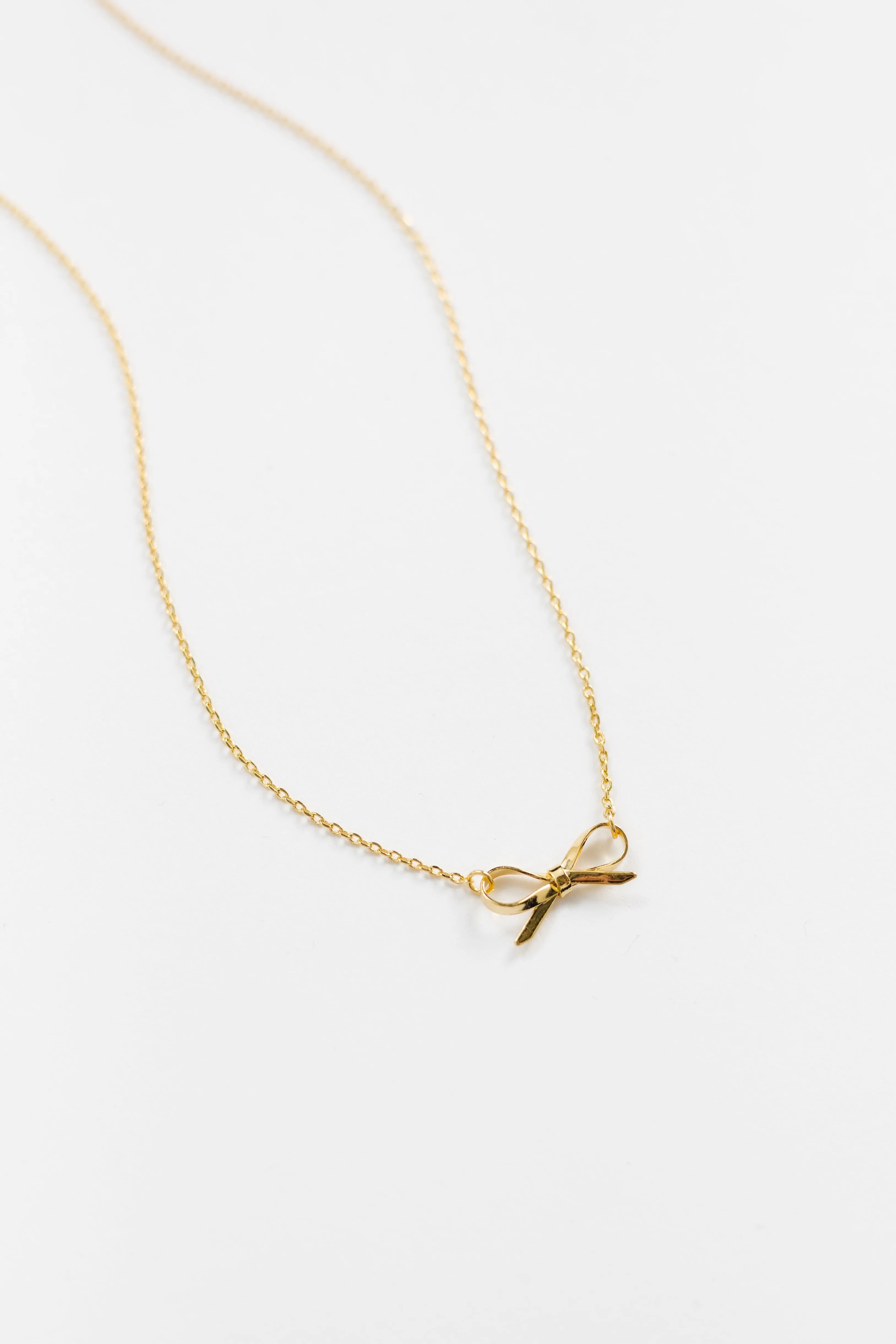 Cove Bow Necklace