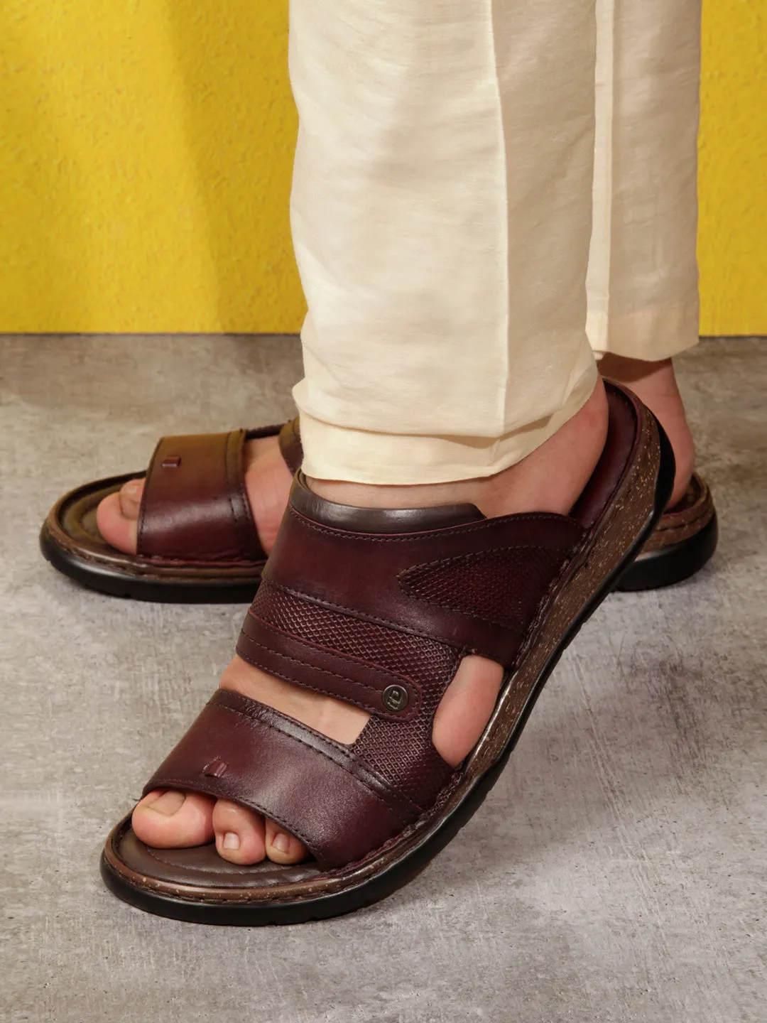 Men Wine Sandal / Slipper (ID4216)