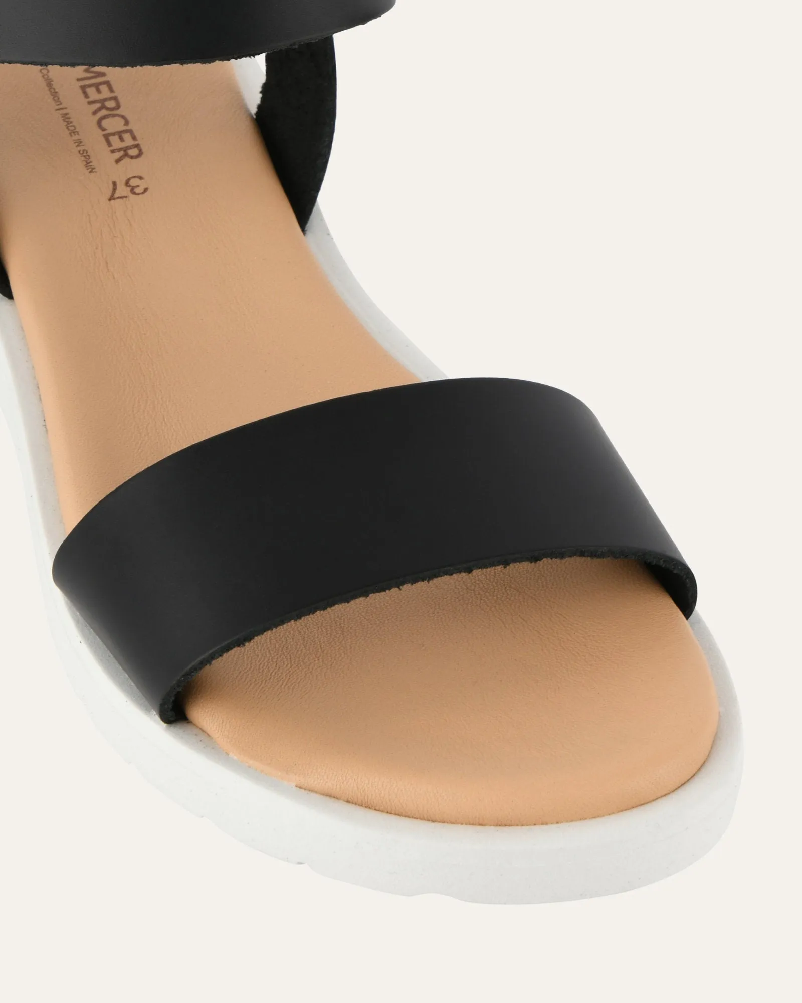 ROBIN FLAT SANDALS BLACK LEATHER