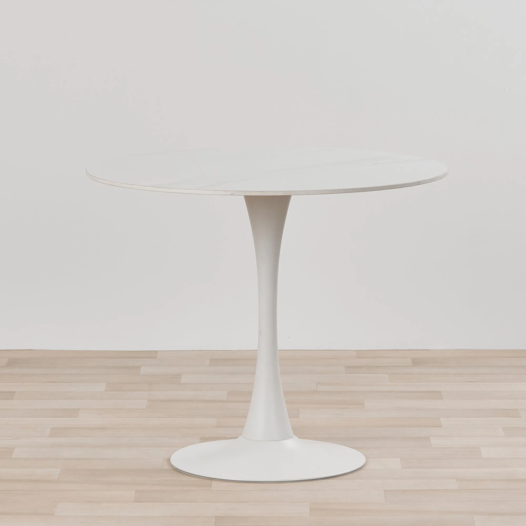 Senise Dining Table - White