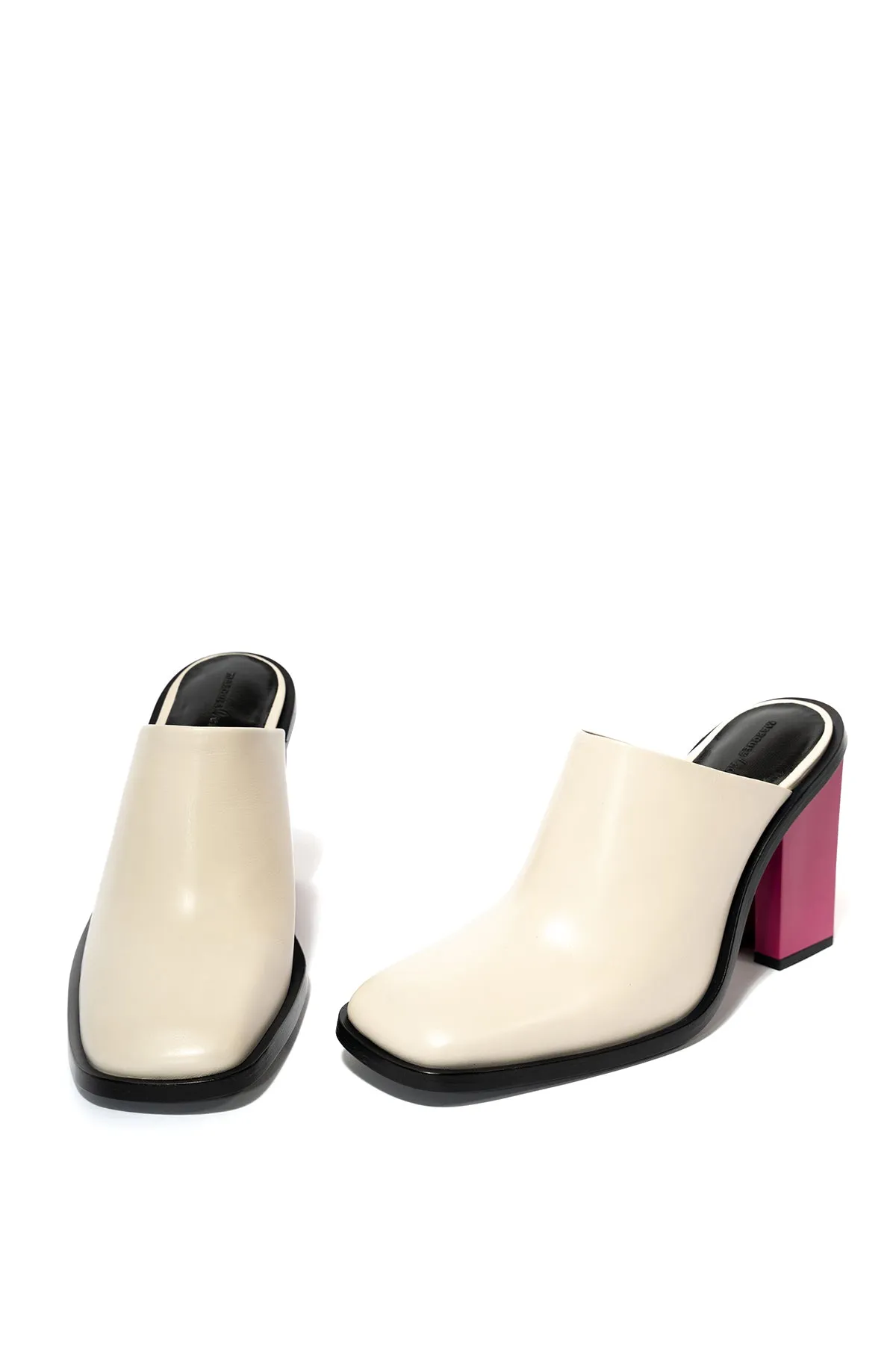 WHITE LEATHER MULE W/ M'A HEEL